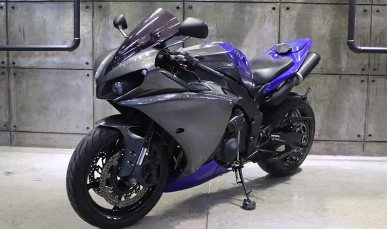 2013 Yamaha R1