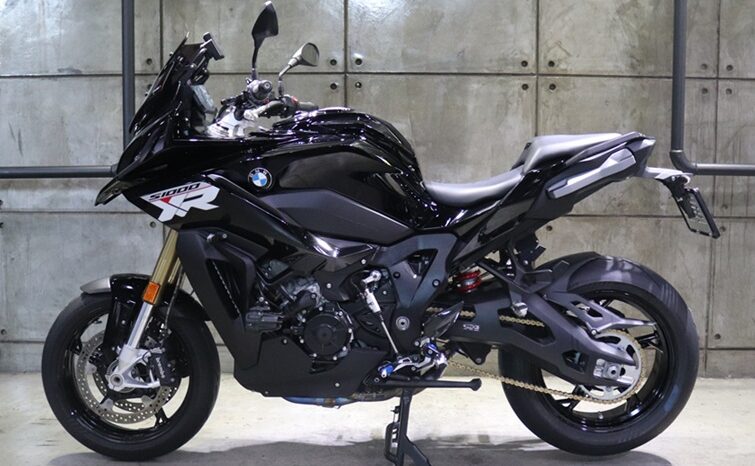 2025 BMW S1000XR