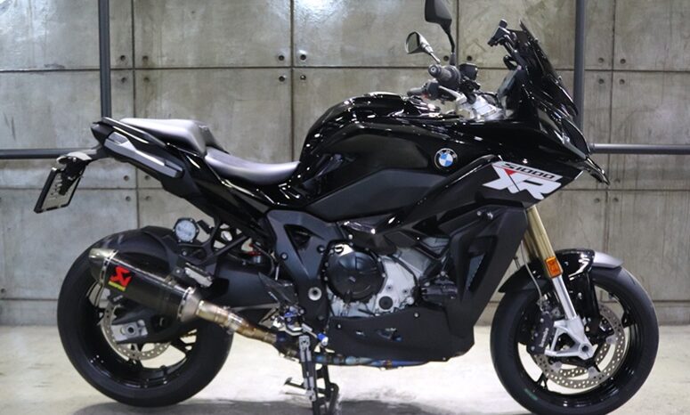 2025 BMW S1000XR
